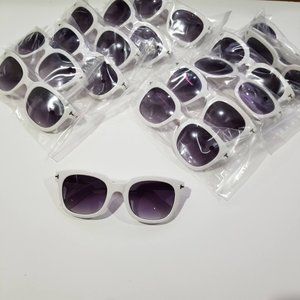 Lot of 13 white sunglasses Tom  Ford style